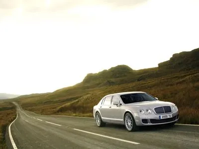 2009 Bentley Continental Flying Spur Speed Prints and Posters