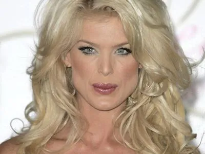 Victoria Silvstedt Prints and Posters