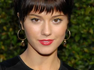 Mary Elizabeth Winstead Prints and Posters