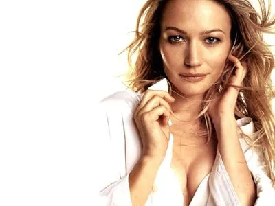Sarah Wynter Prints and Posters