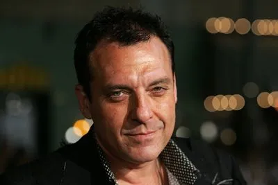 Tom Sizemore Prints and Posters