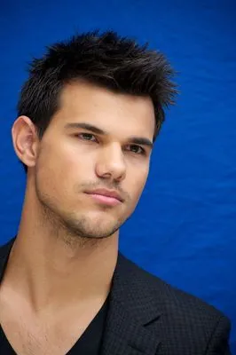 Taylor Lautner Men's TShirt