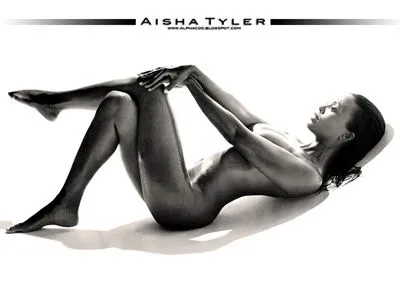 Aisha Tyler 11oz Metallic Silver Mug