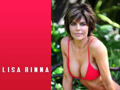 Lisa Rinna Men's TShirt
