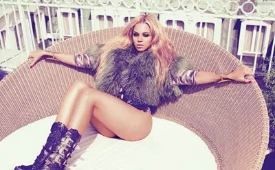 Beyonce 15oz Colored Inner & Handle Mug