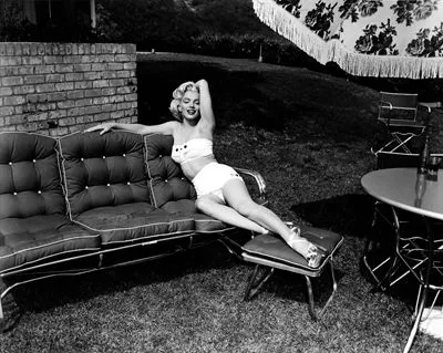 Marilyn Monroe White Water Bottle With Carabiner