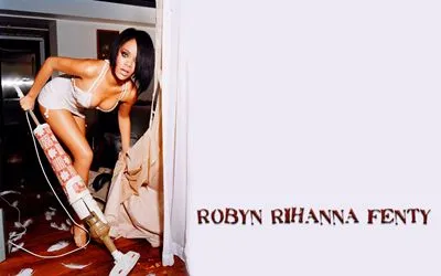 Rihanna 6x6