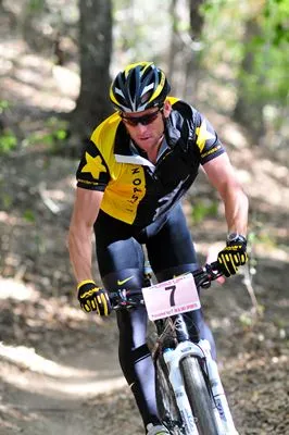 Lance Armstrong 14oz White Statesman Mug