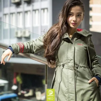Angelababy White Water Bottle With Carabiner