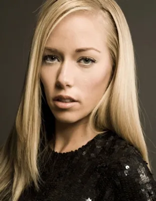 Kendra Wilkinson Prints and Posters