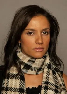Leonor Varela Apron