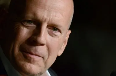 Bruce Willis 14x17