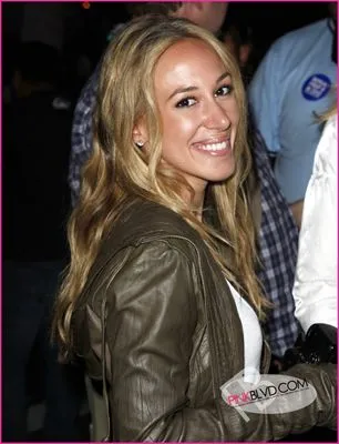 Haylie Duff Prints and Posters