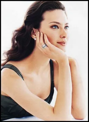 Shalom Harlow Prints and Posters