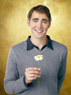 Pushing Daisies White Water Bottle With Carabiner