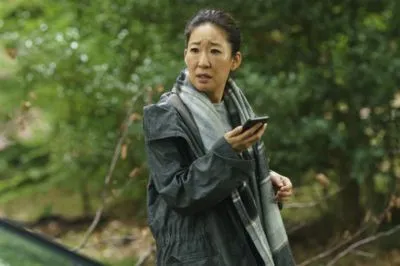 Killing Eve (2018) White Water Bottle With Carabiner
