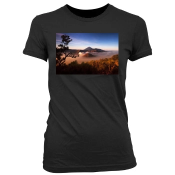 Volcanoes Women's Junior Cut Crewneck T-Shirt