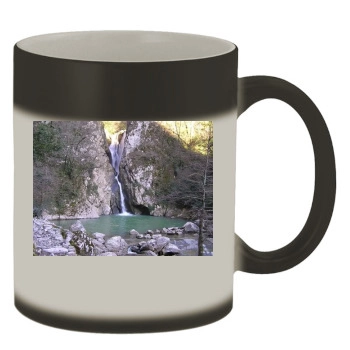 Waterfalls Color Changing Mug