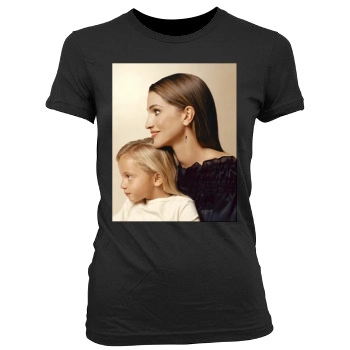 Queen Rania Al Abdullah Women's Junior Cut Crewneck T-Shirt